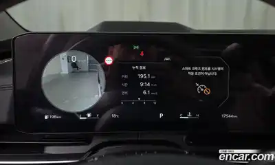 Kia Canival 2024 3.5 Автомат в Москве № 1128544, миниатюра 8