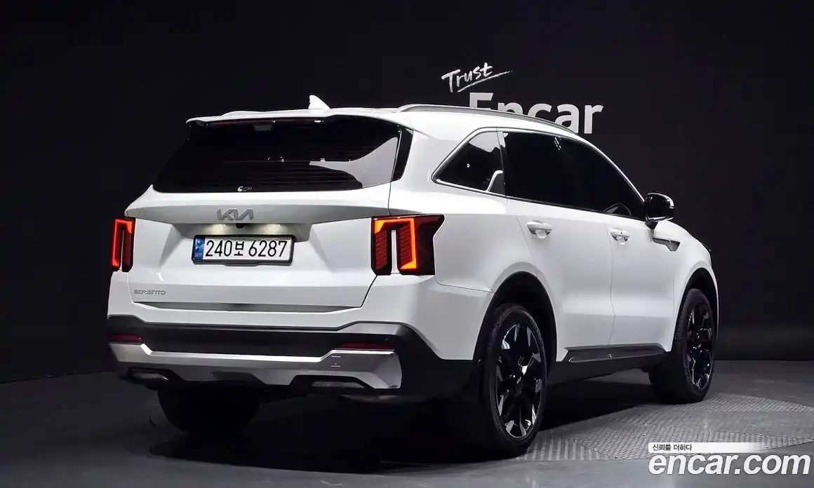 Kia Sorento 2024 2.2 Автомат в Москве № 1128578, фото 2