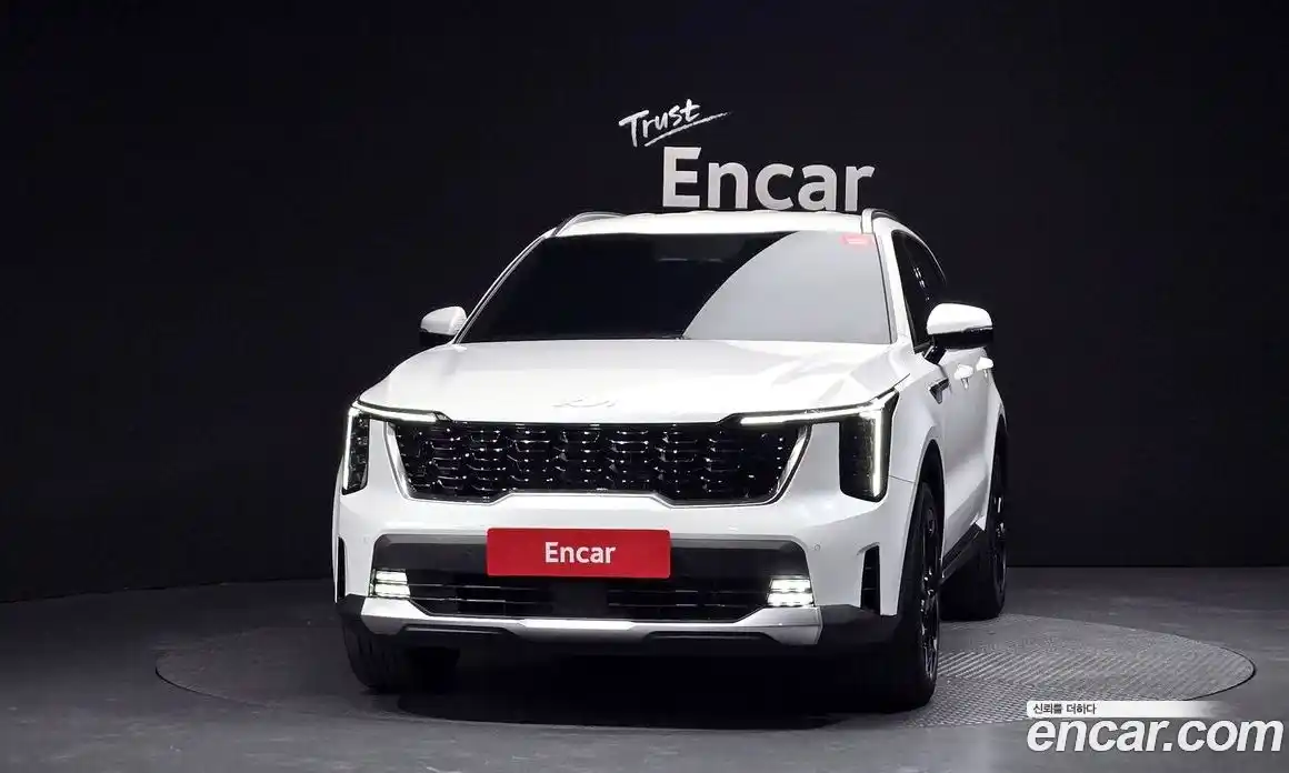 Kia Sorento 2024 2.2 Автомат в Москве № 1128578, фото 3