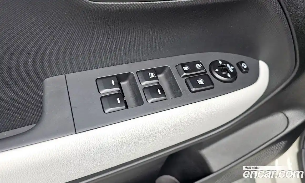 Kia Ray 2023 1.0 Автомат в Москве № 1128599, фото 17