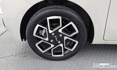 Kia Ray 2023 1.0 Автомат в Москве № 1128599, миниатюра 5