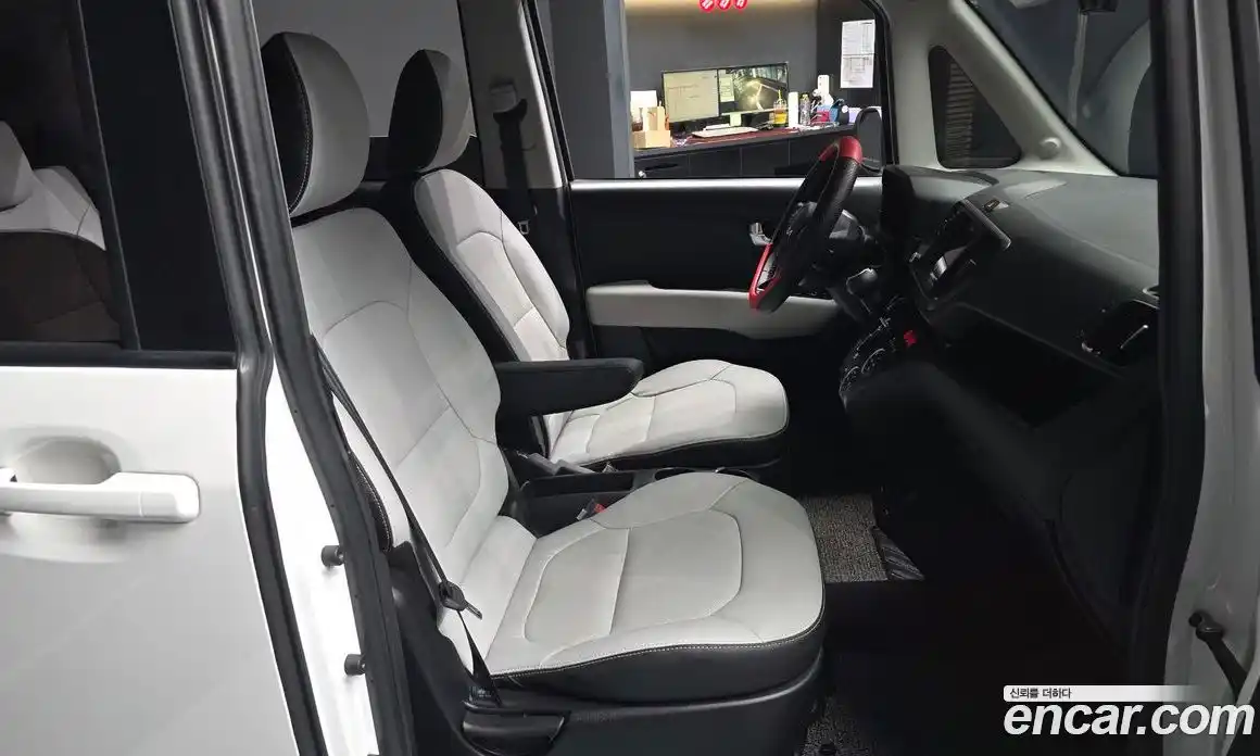 Kia Ray 2024 1.0 Автомат в Москве № 1128666, фото 11