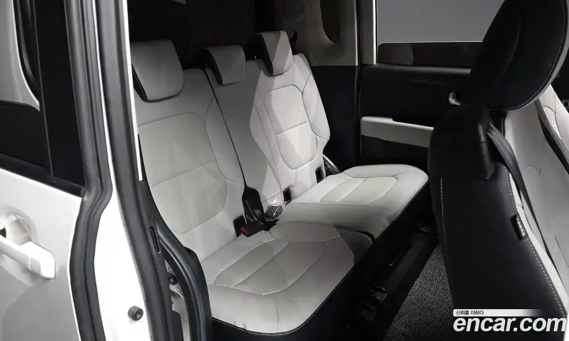 Kia Ray 2024 1.0 Автомат в Москве № 1128666, фото 12