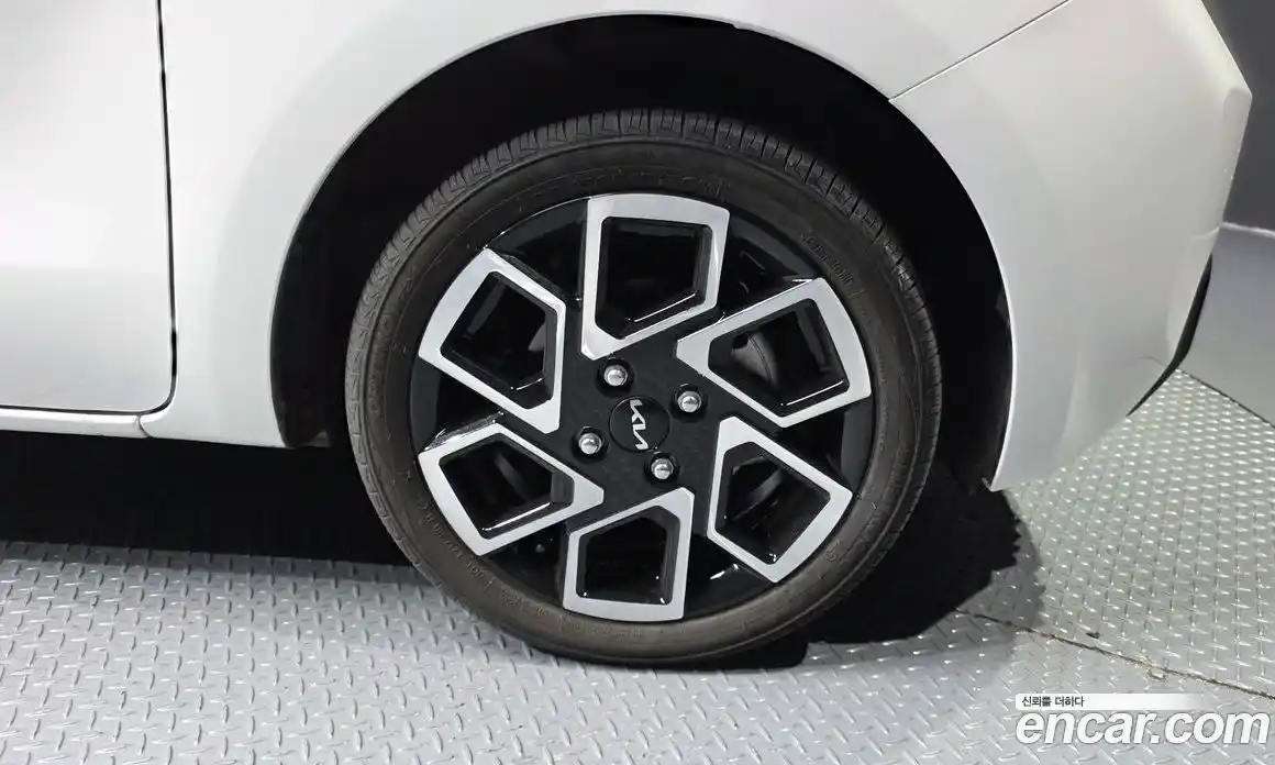 Kia Ray 2022 1.0 Автомат в Москве № 1128670, фото 5