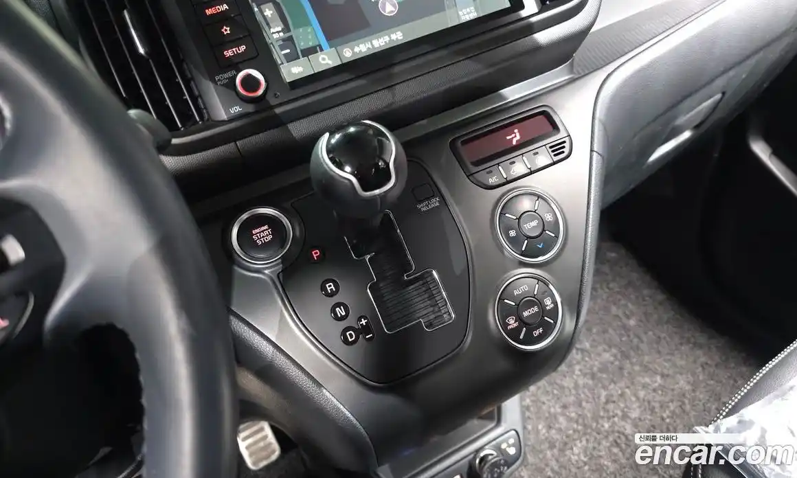 Kia Ray 2022 1.0 Автомат в Москве № 1128670, фото 9