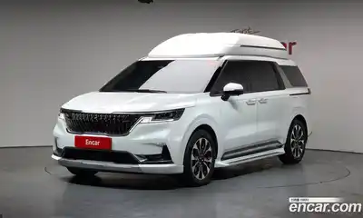 Kia Canival 2023 3.5 Автомат в Москве № 1128918, миниатюра 1