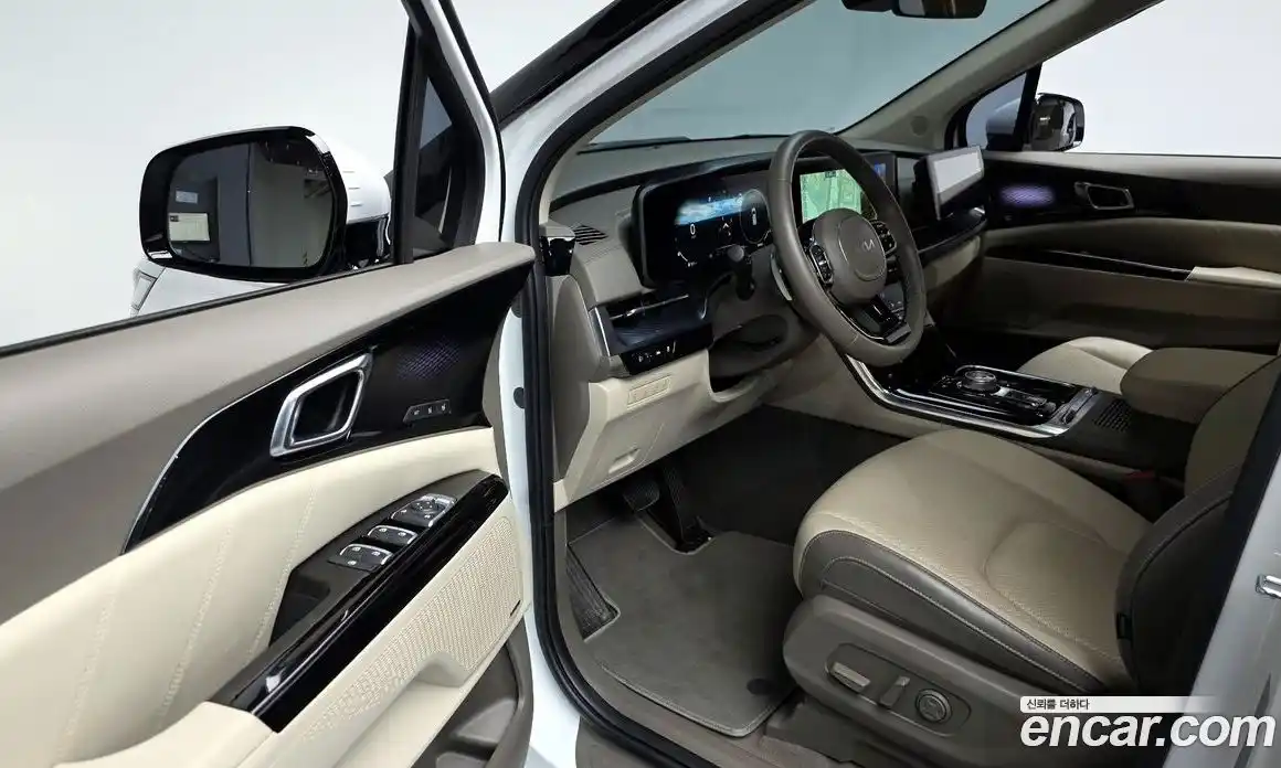 Kia Canival 2023 3.5 Автомат в Москве № 1128918, фото 11