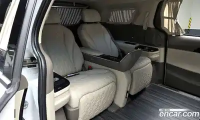Kia Canival 2023 3.5 Автомат в Москве № 1128918, миниатюра 12