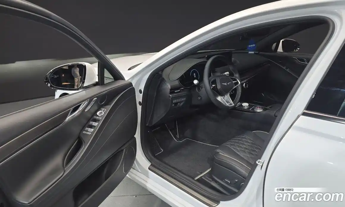 Genesis G80 2023 2.5 гидро в Москве № 1129205, фото 10