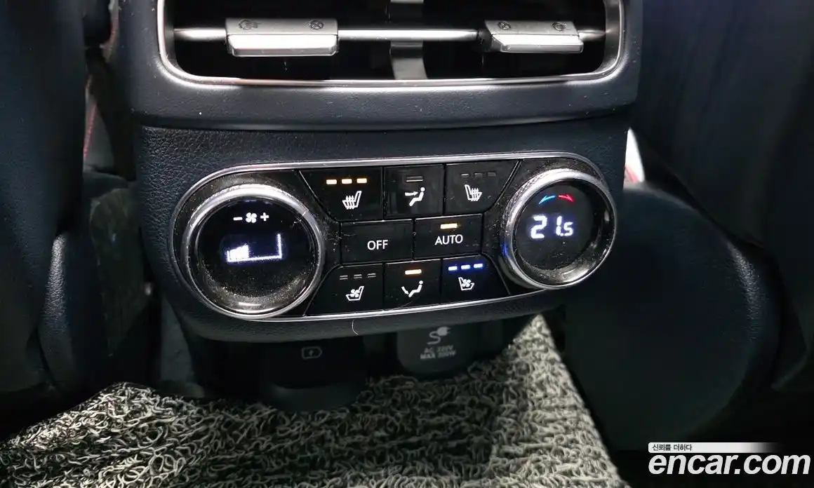 Genesis GV70 2021 2.5 Автомат в Москве № 1129215, фото 19