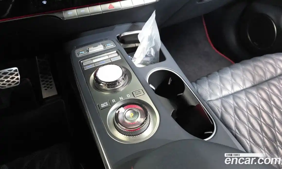 Genesis GV70 2022 3.5 Автомат в Москве № 1129286, фото 9