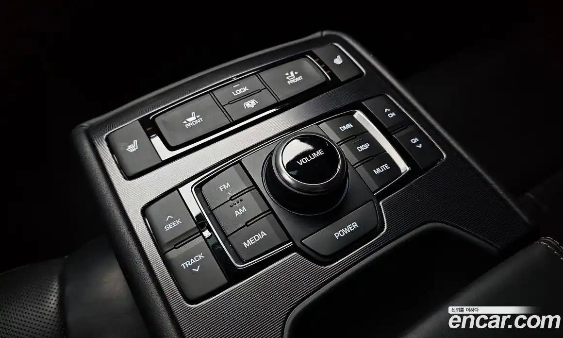 Genesis G80 2017 3.3 Автомат в Москве № 1129396, фото 17