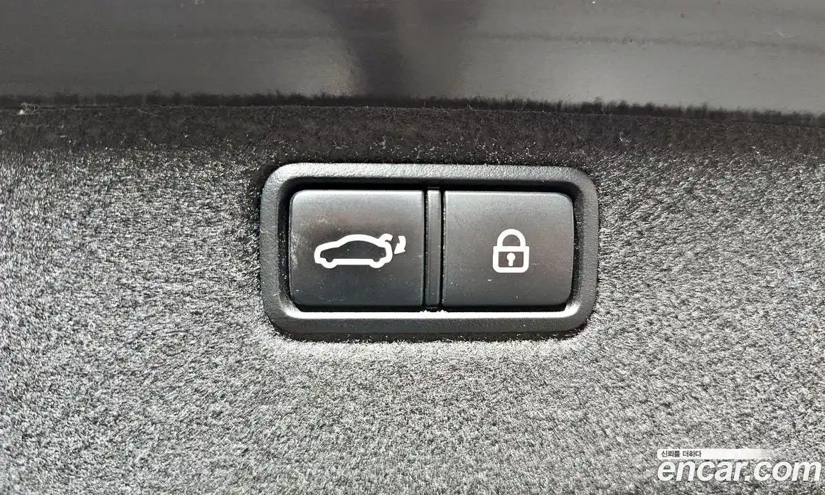 Genesis G80 2017 3.3 Автомат в Москве № 1129396, фото 18