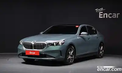 BMW 5-Series, 2024