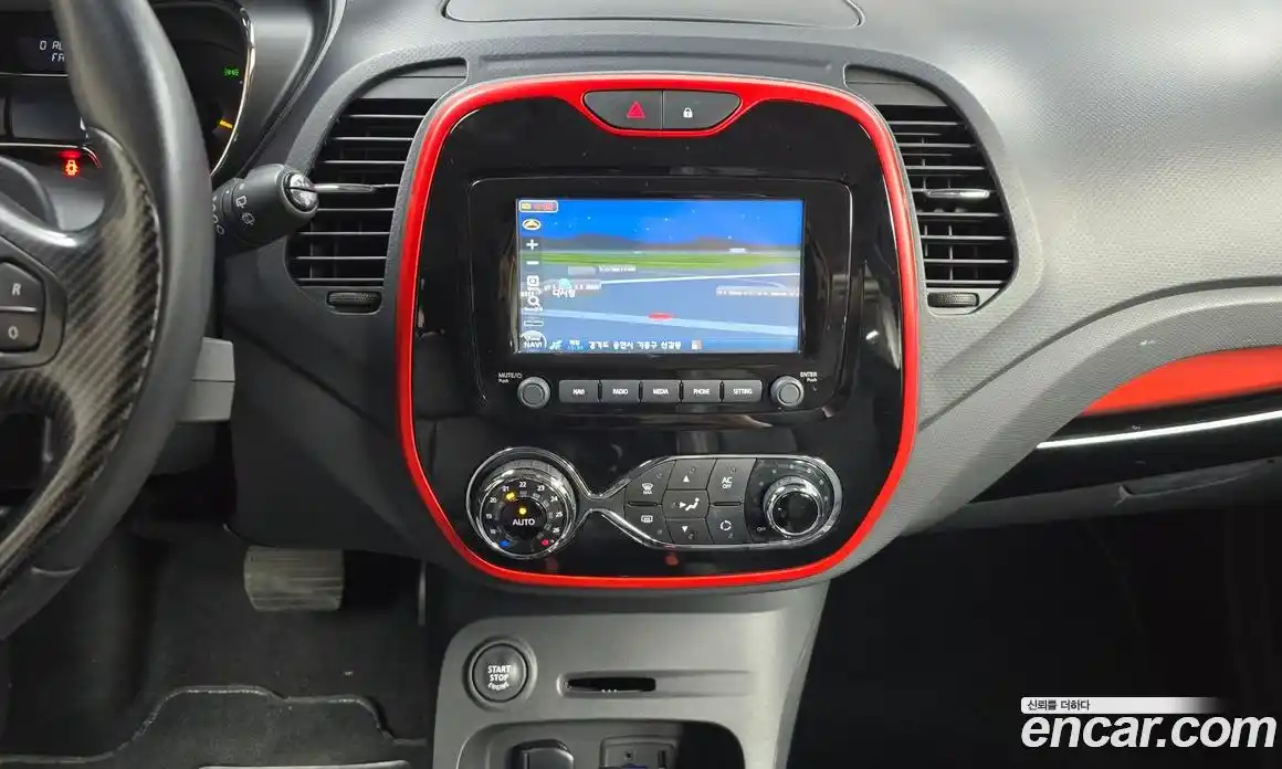 Renault QM3 2015 1.5 гидро в Москве № 1130945, фото 14