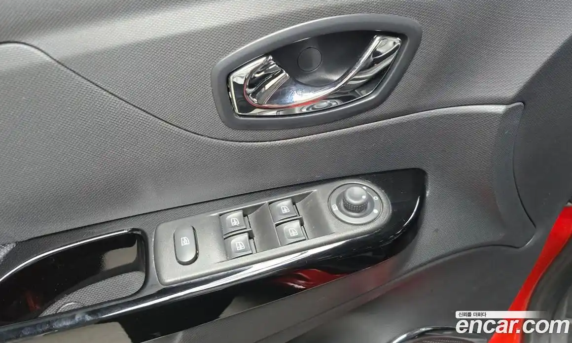 Renault QM3 2015 1.5 гидро в Москве № 1130945, фото 17