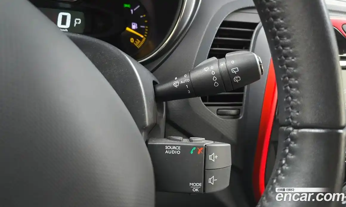Renault QM3 2015 1.5 гидро в Москве № 1130945, фото 19