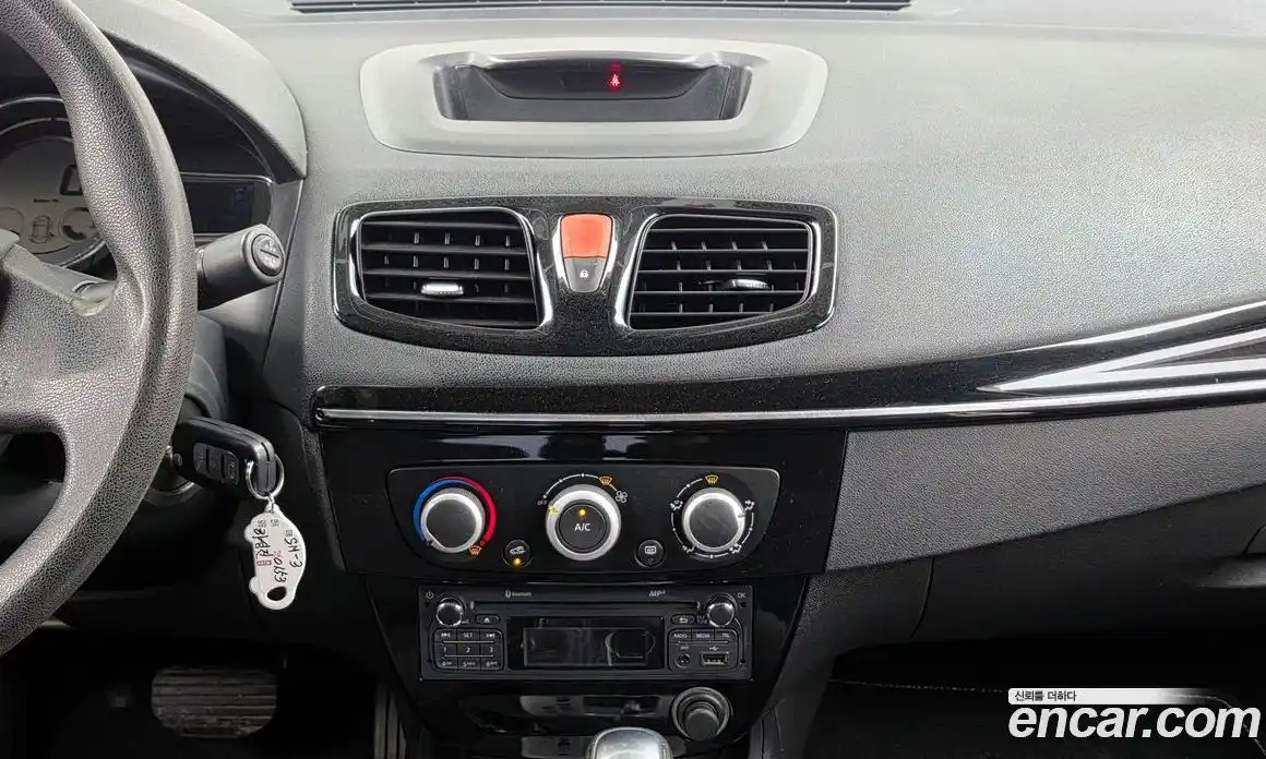 Renault SM3 2016 1.6 гидро в Москве № 1131148, фото 14