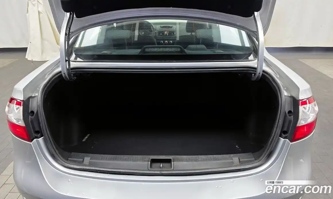 Renault SM3 2016 1.6 гидро в Москве № 1131148, фото 20