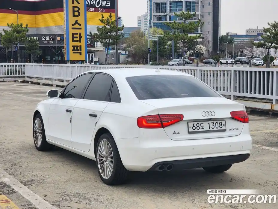 Audi A4 2013 2.0 гидро в Москве № 1132513, фото 2