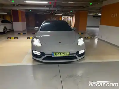 Porsche Panamera, 2021