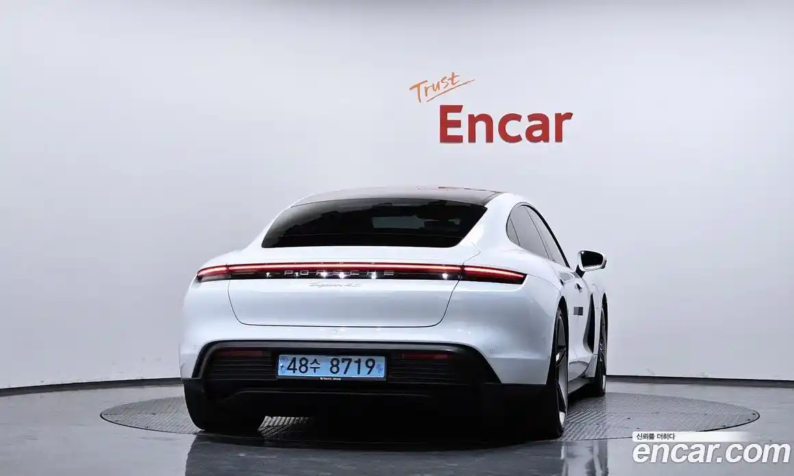 Porsche Taycan 2020 0.1 гидро в Москве № 1134630, фото 4