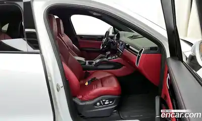 Porsche Cayenne 2020 3.0 гидро в Москве № 1134723, миниатюра 11