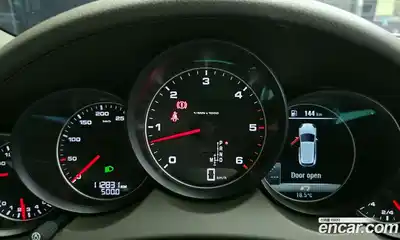 Porsche Cayenne 2017 3.0 гидро в Москве № 1135017, миниатюра 8