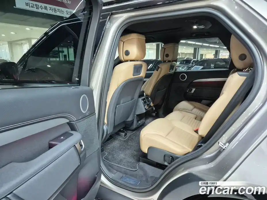 Land Rover Discovery 2025 3.0 гидро в Москве № 1135773, фото 9