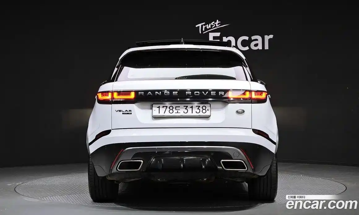 Land Rover Range-Rover Velar 2019 3.0 гидро в Москве № 1136857, фото 4