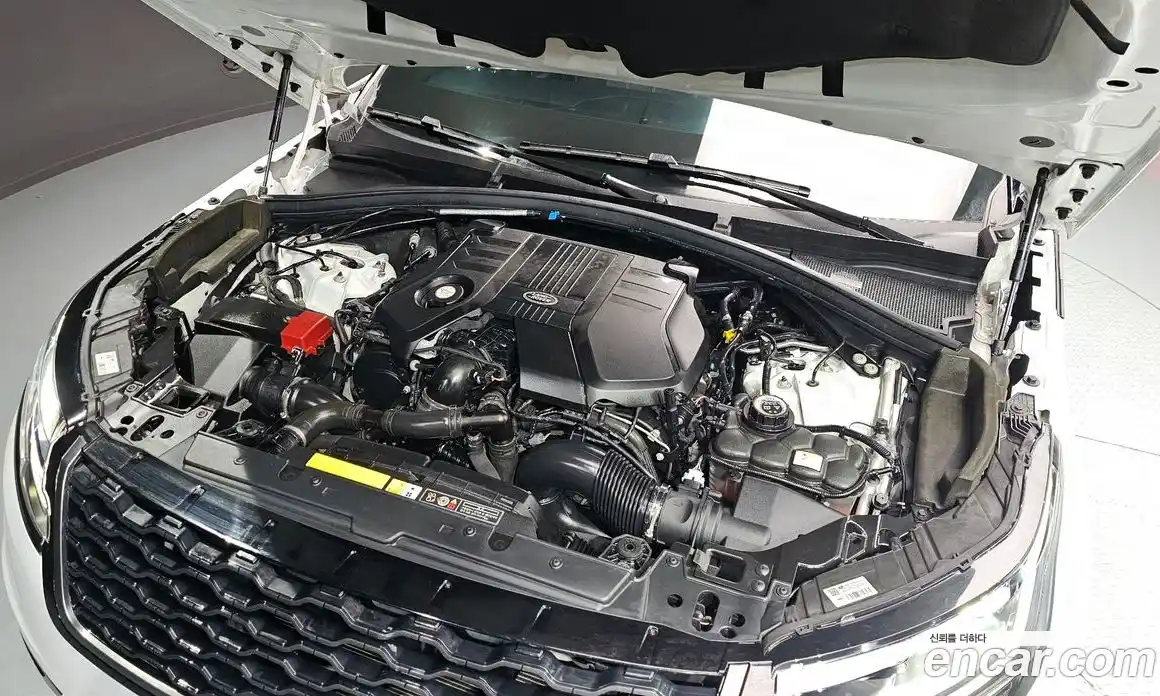 Land Rover Range-Rover Velar 2019 3.0 гидро в Москве № 1136857, фото 6