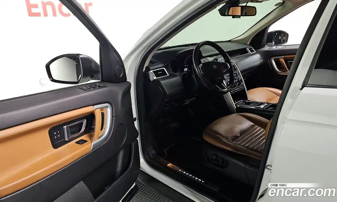 Land Rover Discovery Sport 2018 2.0 гидро в Москве № 1137622, фото 11