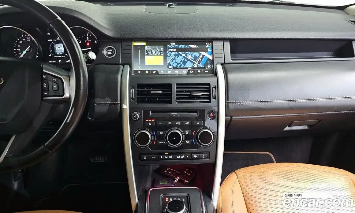 Land Rover Discovery Sport 2018 2.0 гидро в Москве № 1137622, фото 14