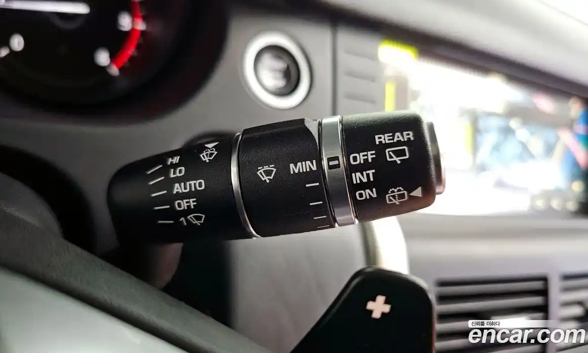 Land Rover Discovery Sport 2018 2.0 гидро в Москве № 1137622, фото 16