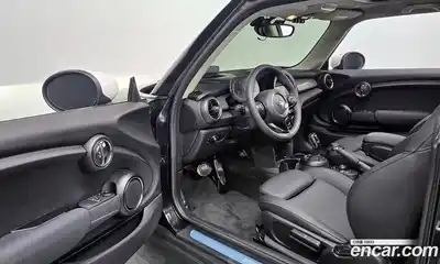 Mini Cooper 2021 1.5 гидро в Москве № 1138048, миниатюра 11