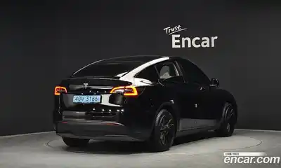 Tesla Model Y 2023 0.2 гидро в Москве № 1138328, миниатюра 2