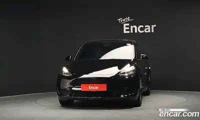 Tesla Model Y 2023 0.2 гидро в Москве № 1138328, миниатюра 3