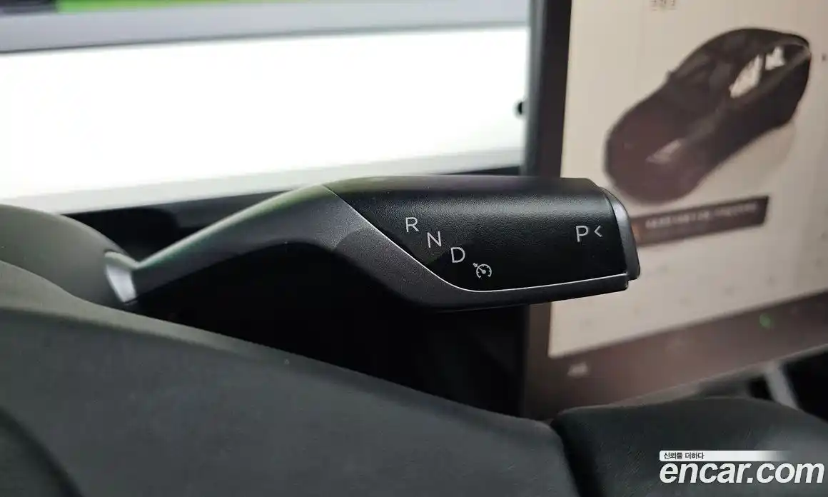 Tesla Model Y 2023 0.2 гидро в Москве № 1138328, фото 9