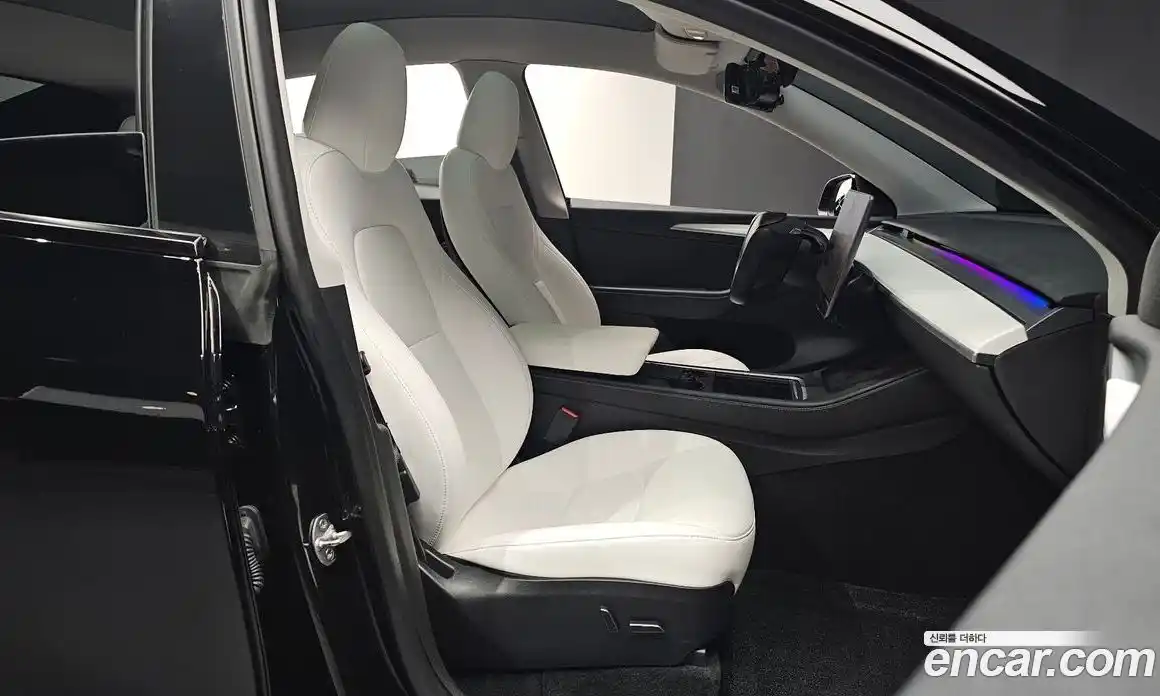 Tesla Model Y 2023 0.2 гидро в Москве № 1138328, фото 10