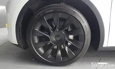 Tesla Model Y 2021 0.2 гидро в Москве № 1138421, миниатюра 5