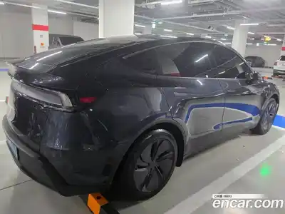 Tesla Model Y 2025 гидро в Москве № 1138574, миниатюра 4