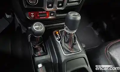 Jeep Wrangler 2019 2.0 гидро в Москве № 1139211, миниатюра 9