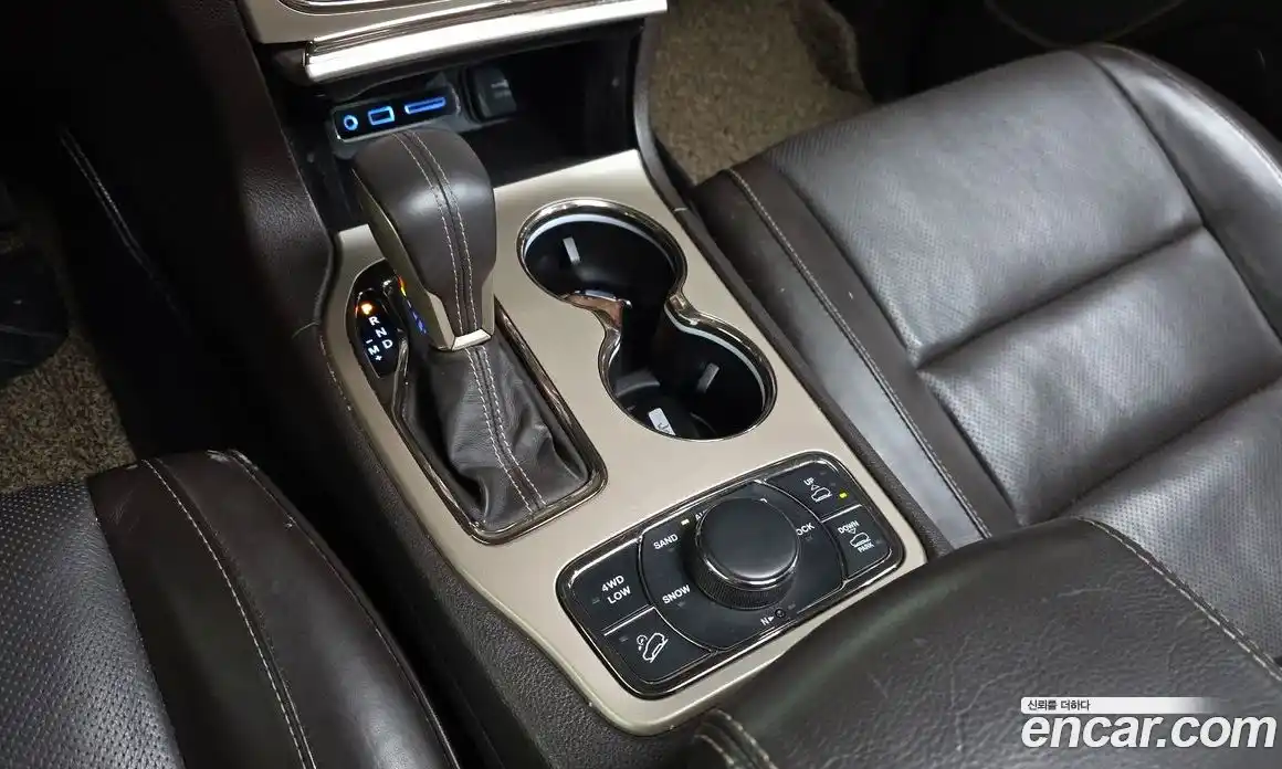Jeep Cherokee 2017 3.0 гидро в Москве № 1139224, фото 9