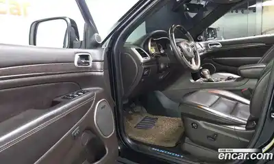 Jeep Cherokee 2017 3.0 гидро в Москве № 1139224, миниатюра 10