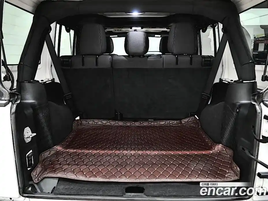 Jeep Wrangler 2017 3.6 гидро в Москве № 1139278, фото 9