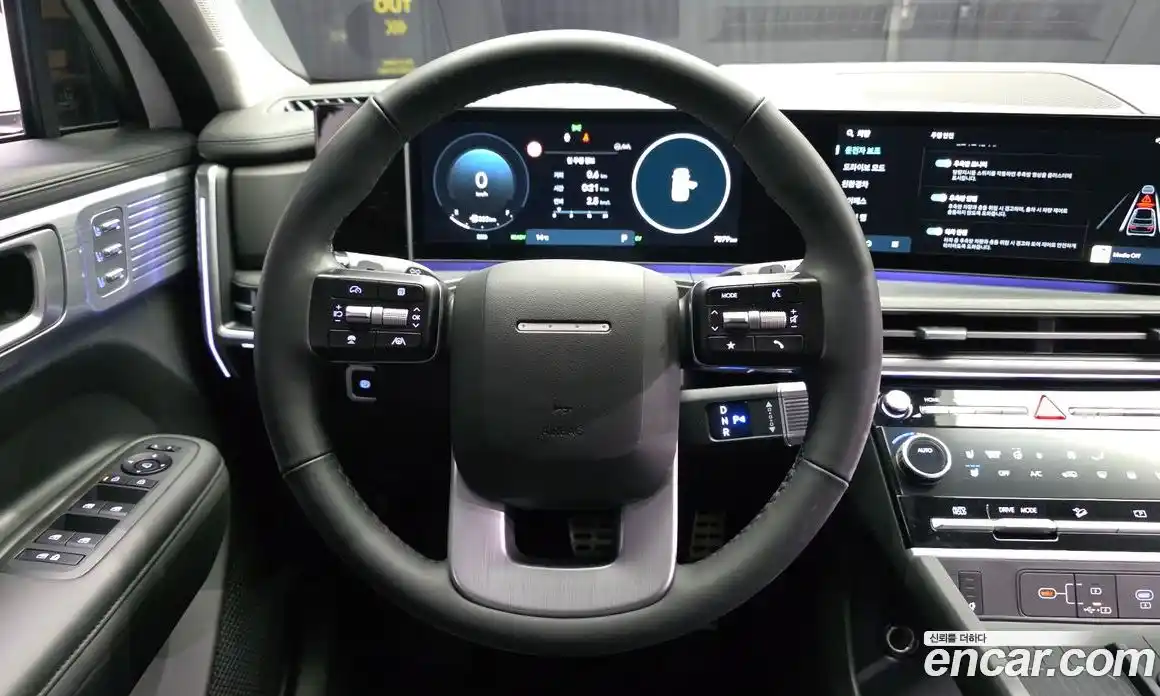 Hyundai Santa Fe 2025 1.6 гидро в Москве № 1141400, фото 13