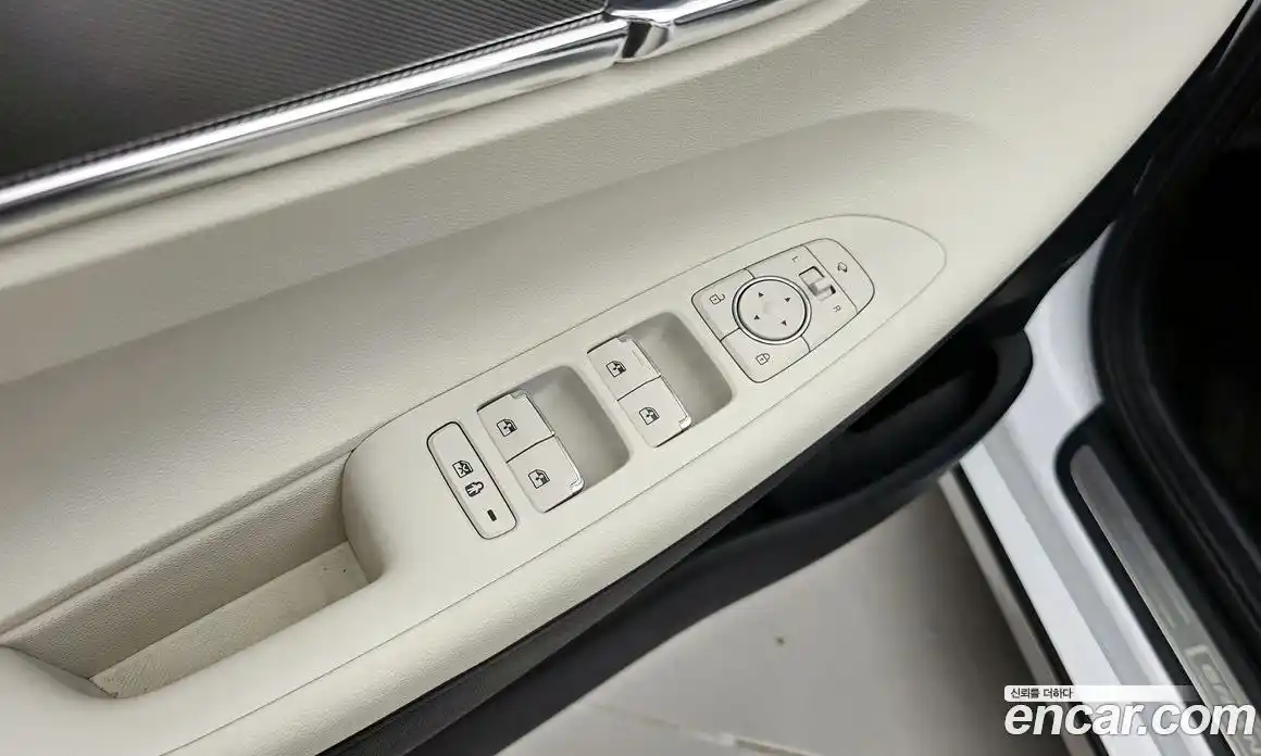 Hyundai Grandeur 2022 2.5 Автомат в Москве № 1141767, фото 17