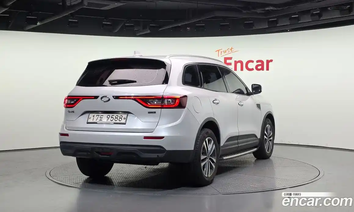 Renault QM6 2017 2.0 гидро в Москве № 1142444, фото 2