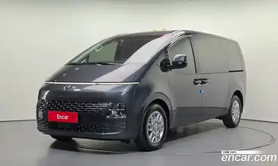 Hyundai Staria, 2023