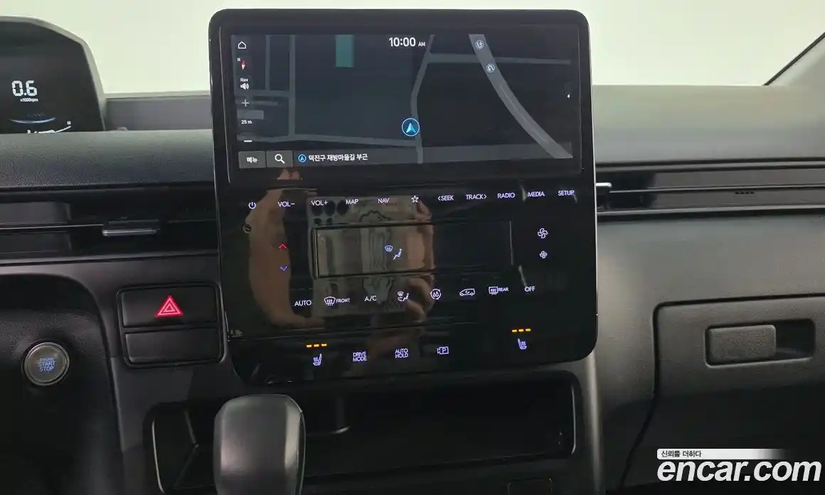 Hyundai Staria 2023 3.5 Автомат в Москве № 1142721, фото 14